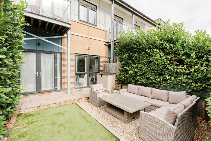 1 Bedroom Flat For Sale In Serbert Close, Portishead, BS20