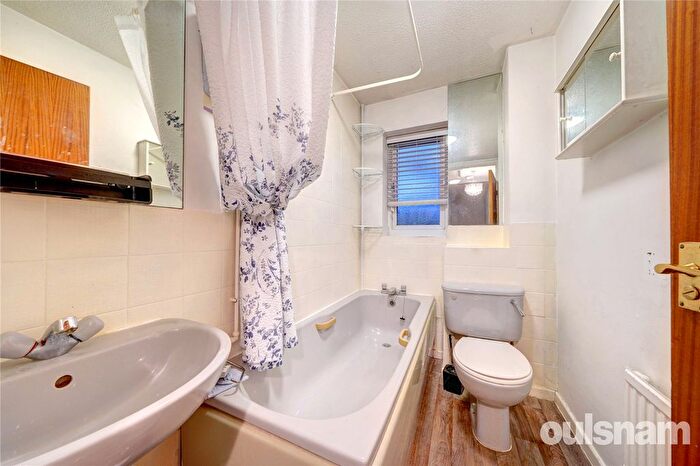 2 Bedroom Terraced House For Sale In Coppice Way, Droitwich, Worcestershire, WR9