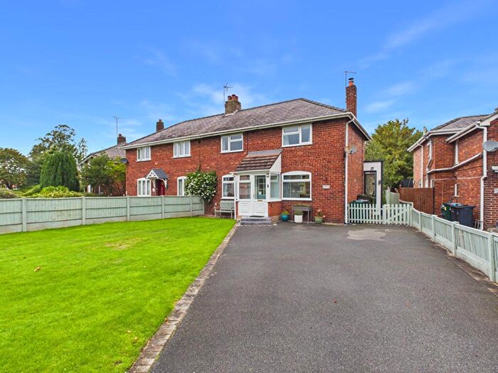 3 Bedroom Semi Detached House For Sale In Acres Lane, Upton, CH2