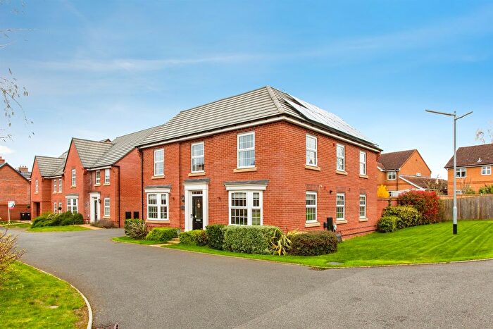 4 Bedroom Detached House For Sale In Kingfisher Road, Thrapston, Kettering, NN14