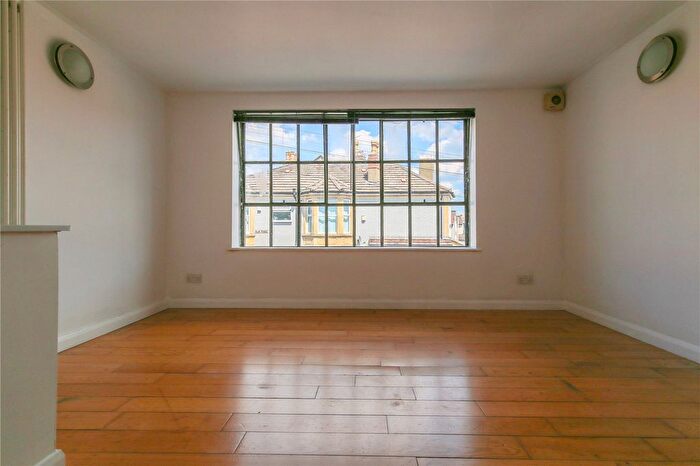1 Bedroom Flat To Rent In Elm Road Studios, Elm Road, Horfield, Bristol, BS7