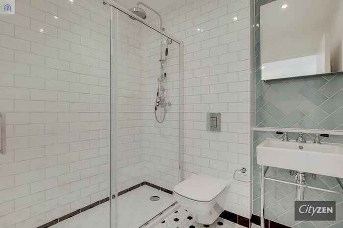 2 Bedroom Flat To Rent In Rosewood Building, Cremer Street, London, London, E2