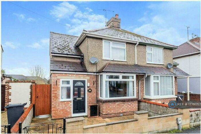 2 Bedroom Semi-Detached House To Rent In Hughes Street, Swindon, SN2