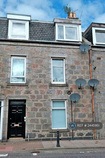 1 Bedroom Flat To Rent In Broomhill Road, Aberdeen, AB10