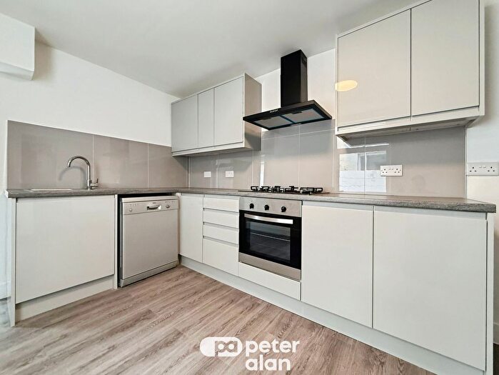 4 Bedroom Property To Rent In Eyre Street, Cardiff, CF24