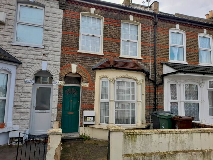 1 Bedroom Terraced House To Rent In London, E15