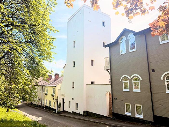 5 Bedroom Link Detached House For Sale In Drury Lane, Knutsford, WA16