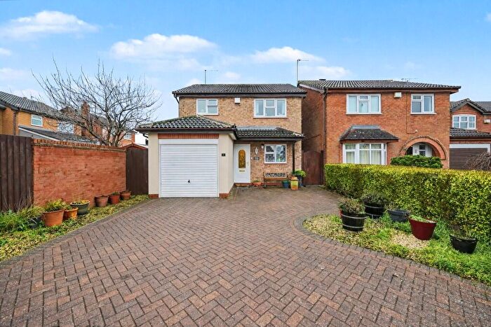 3 Bedroom Detached House For Sale In Rowan Drive, Bilton, Rugby, CV22