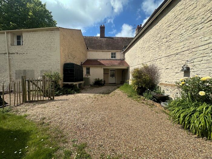 3 Bedroom Cottage To Rent In Flat, Landwade Hall, Exning, CB8