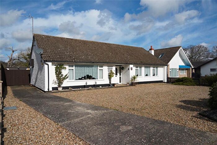 4 Bedroom Bungalow For Sale In Clements Way, Beck Row, Bury St. Edmunds, Suffolk, IP28