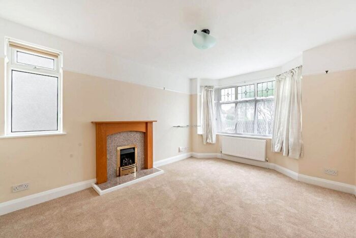 3 Bedroom Semi-Detached House To Rent In Collins Drive, Ruislip, HA4