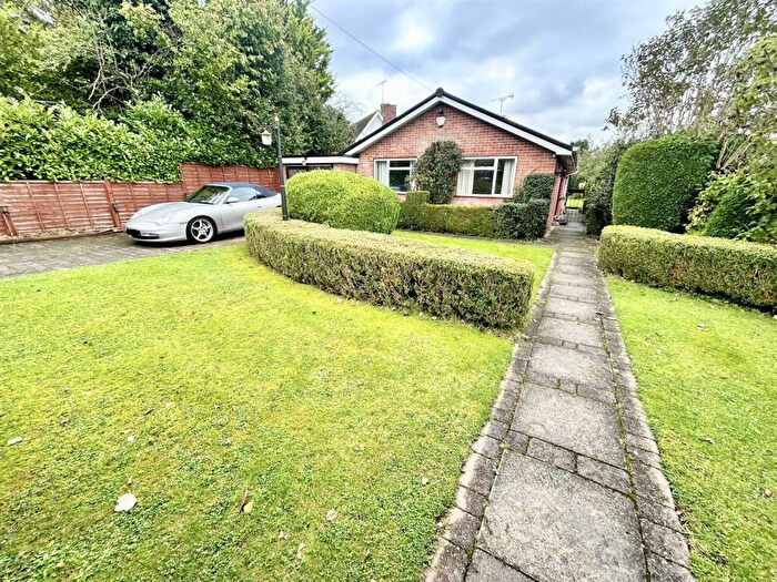 2 Bedroom Detached Bungalow For Sale In Orchard Green, Marden, HR1
