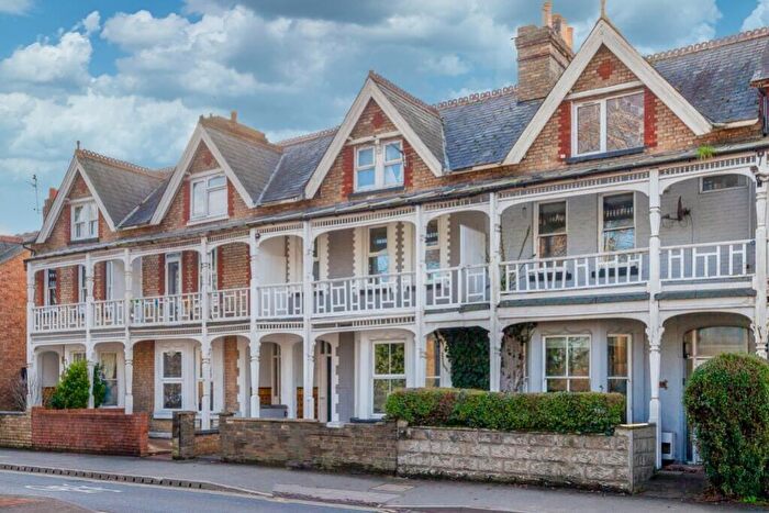 6 Bedroom House Of Multiple Occupation To Rent In Abingdon Road, Oxford, Oxfordshire, OX1