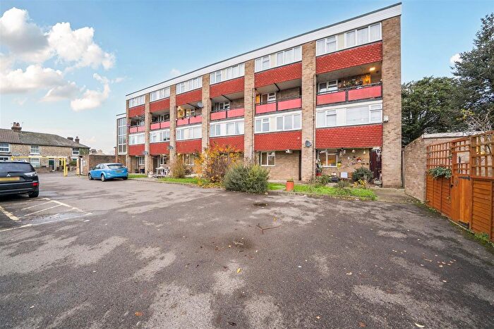 2 Bedroom Property For Sale In Wheeler Street, Maidstone, ME14