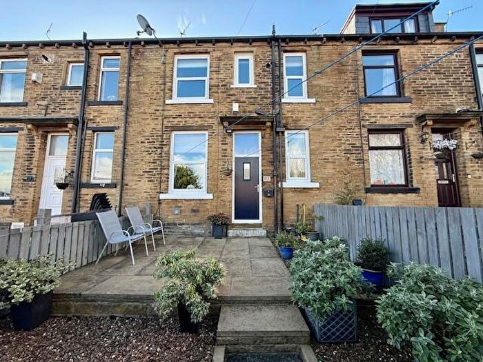 2 Bedroom Semi-Detached House For Sale In Cranbrook Street, Clayton, Bradford, BD14