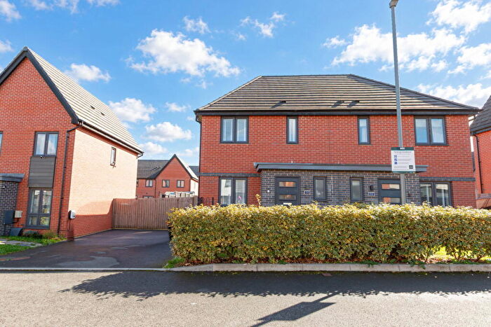 3 Bedroom Semi Detached House For Sale In Ascot, Longbridge, B31