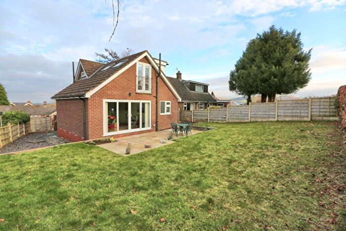 3 Bedroom Bungalow For Sale In Gleave Avenue, Bollington, Macclesfield, SK10
