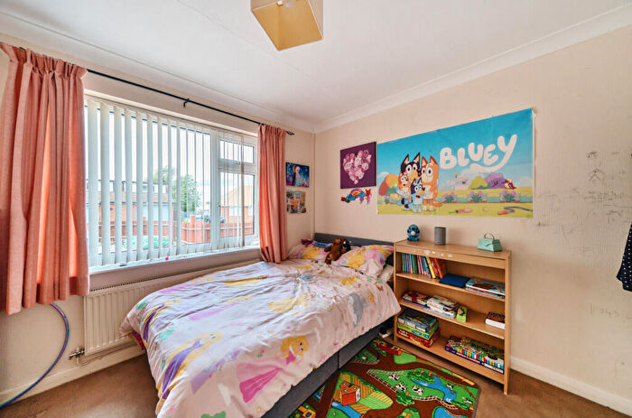 2 Bedroom Bungalow For Sale In Lambert Avenue, Shurdington, Cheltenham, GL51