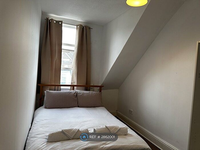 1 Bedroom Flat To Rent In Buckley Road, London, NW6