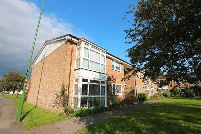 2 Bedroom Apartment To Rent In Gardeners Court, Horsham, RH13