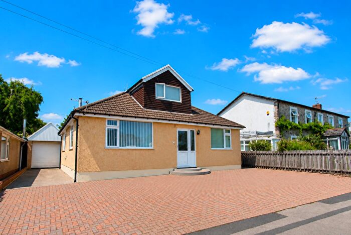 4 Bedroom Detached Bungalow For Sale In Ael-Y-Bryn, Caerphilly, CF83