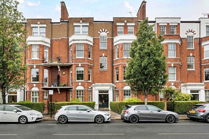 1 Bedroom Flat To Rent In Beaufort Mansions, Chelsea, London, SW3