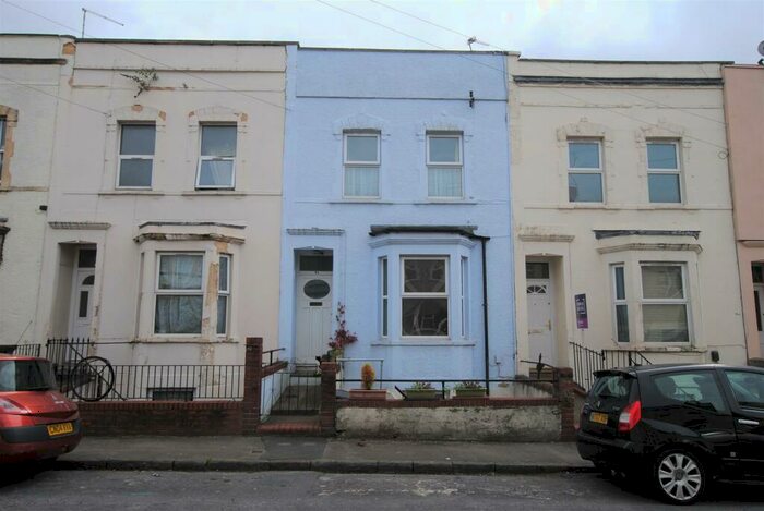 2 Bedroom Maisonette To Rent In William Street, Totterdown, Bristol, BS3
