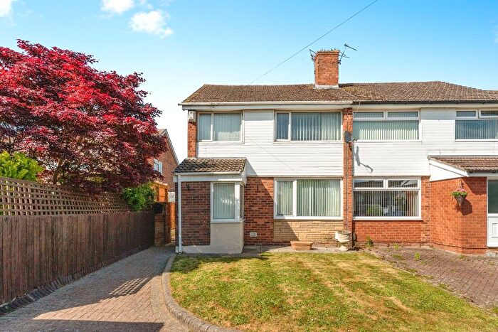 3 Bedroom Semi-Detached House For Sale In Debra Close, Great Sutton, Ellesmere Port, Cheshire, CH66