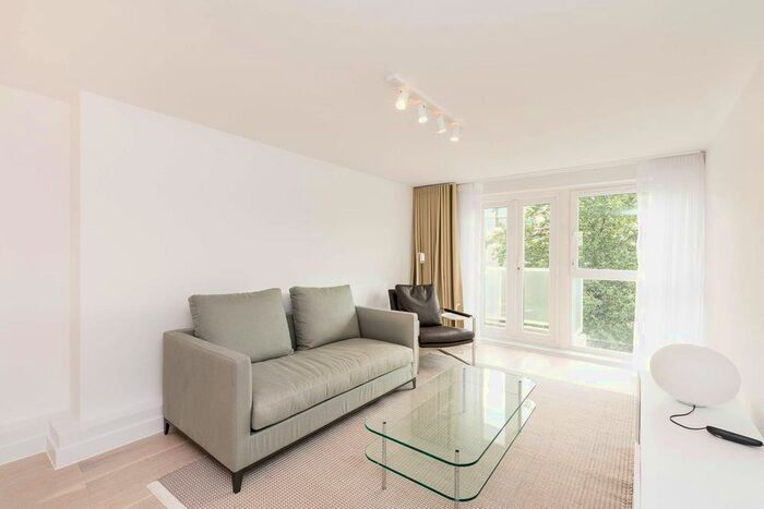 2 Bedroom Flat To Rent In Ebury Street, Belgravia, London, SW1W