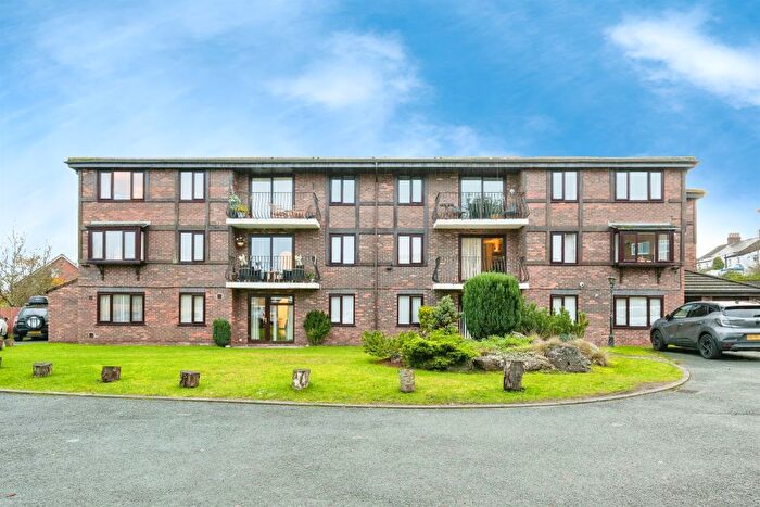 1 Bedroom Flat For Sale In Hesslewell Court, Wirral, CH60