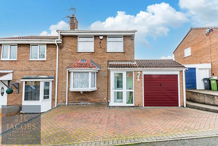 3 Bedroom Semi Detached House For Sale In Leen Valley Drive, Shirebrook, Mansfield, Nottinghamshire, NG20