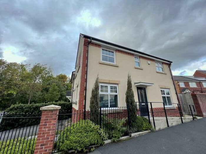 3 Bedroom Detached House To Rent In Norway Maple Ave, M9