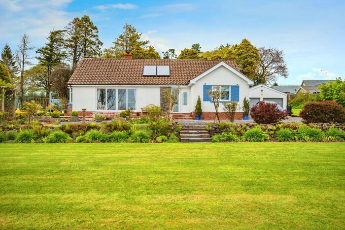 3 Bedroom Bungalow For Sale In Templeton, Narberth, Pembrokeshire, SA67