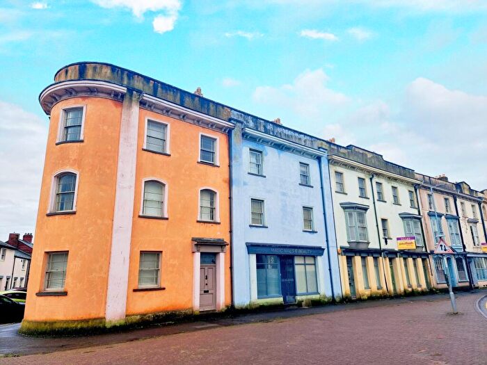 1 Bedroom Flat To Rent In Europa House, Lower Dock Street, NP20