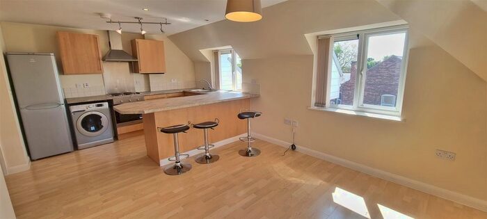 2 Bedroom Flat To Rent In Carlton Hill, Carlton, Nottingham, NG4