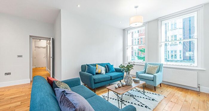 2 Bedroom Flat To Rent In Marylebone High Street, London, W1U
