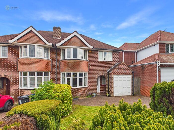 3 Bedroom Semi Detached House For Sale In Rowan Road, Sutton Coldfield, B72