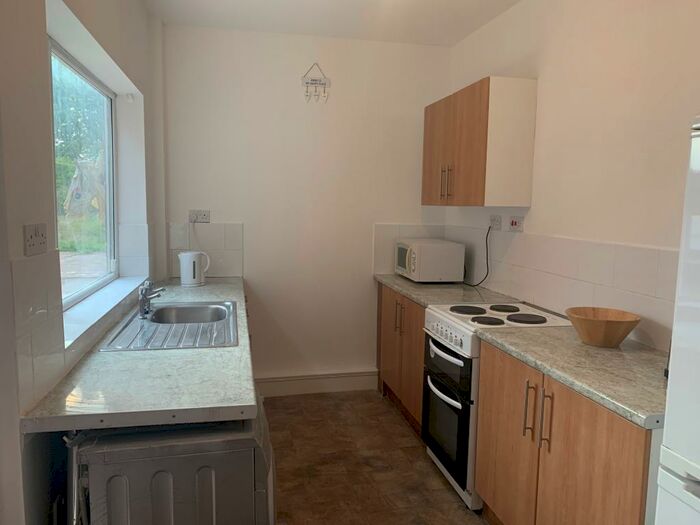 2 Bedroom House To Rent In Welbeck Street, Creswell, Worksop, S80