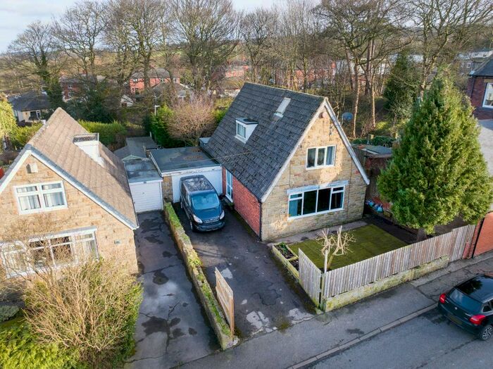 4 Bedroom Detached House For Sale In Long Lane, Clayton West, Huddersfield, HD8