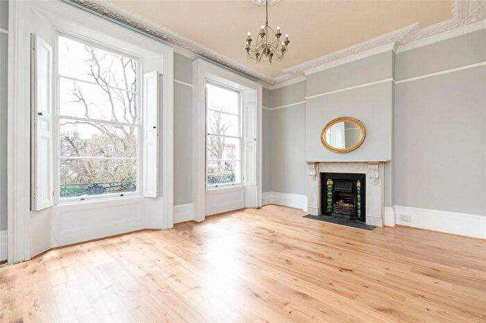 2 Bedroom Flat To Rent In Highbury New Park, Highbury, N5
