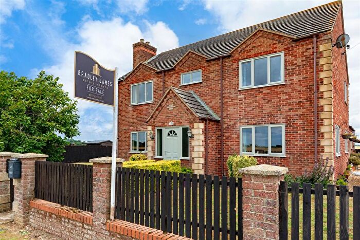 4 Bedroom Property For Sale In Hallgate Road, Sutton St. Edmund, Spalding, PE12