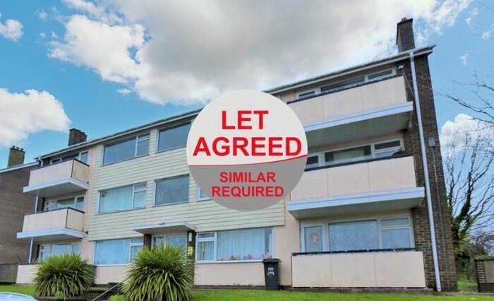 2 Bedroom Flat To Rent In Lichfield Avenue, Torquay, TQ2