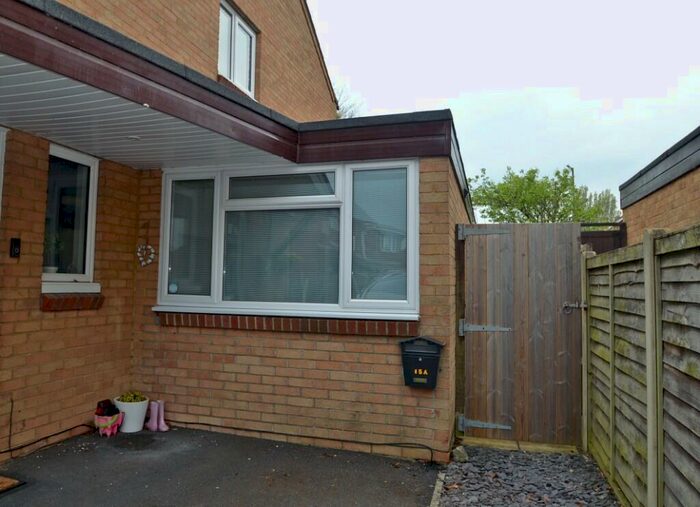 1 Bedroom Apartment To Rent In Westfield, Clevedon, Somerset, BS21