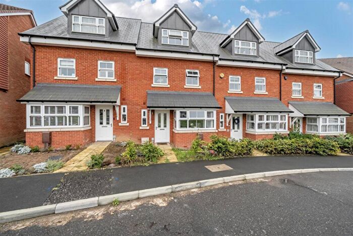 4 Bedroom Terraced House For Sale In Hudson Gardens, Waterlooville, PO8
