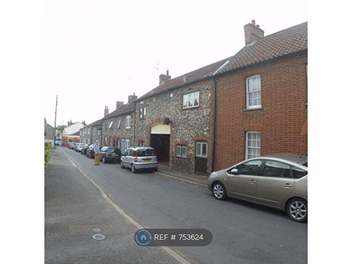 2 Bedroom Terraced House To Rent In St. Nicholas Street, Thetford, IP24