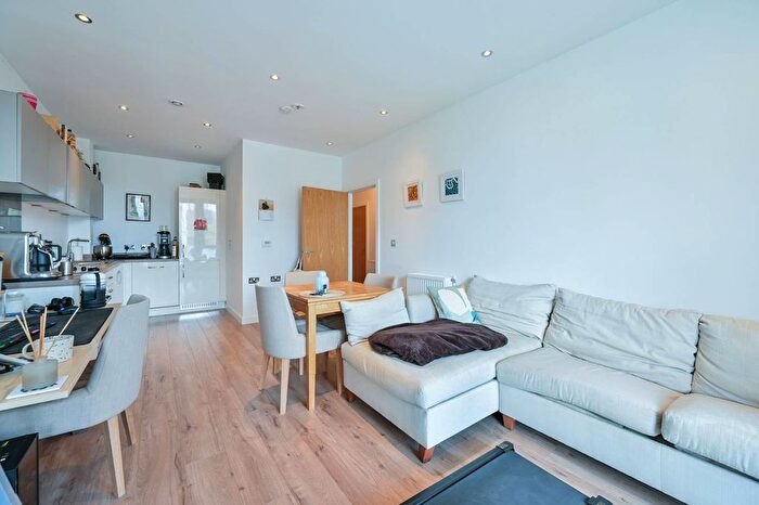 1 Bedroom Flat To Rent In Quebec Way, Canada Water, London, SE16