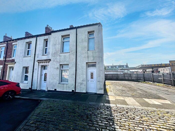 3 Bedroom End Of Terrace House For Sale In Bowes Street, Blyth, Northumberland, NE24