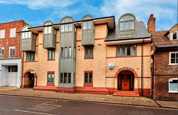 1 Bedroom Apartment To Rent In City Gate, Victoria Street, St Albans, Herts, AL1