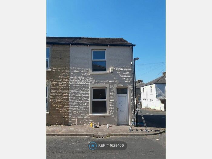 2 Bedroom Terraced House To Rent In Grange Street, Burnley, BB11