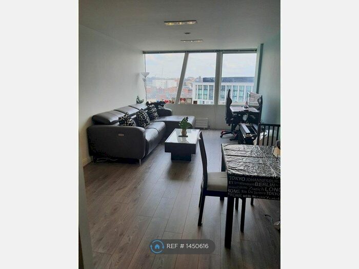 2 Bedroom Flat To Rent In Strand Street, Liverpool, L1